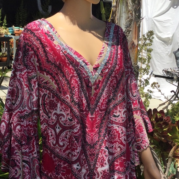 Sequins v neck Bell Sleeve Blouse 1X - Picture 2 of 8